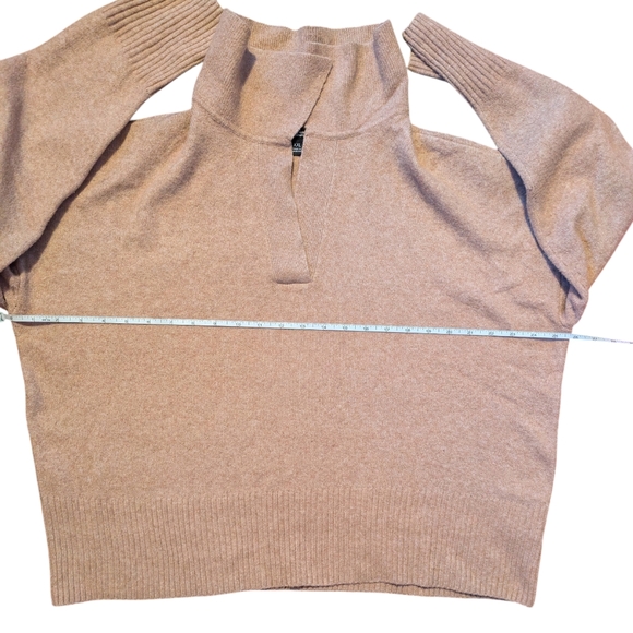 Simply Vera Vera Wang Cashmere Blend Minimalist Pullover Sweater - Picture 4 of 7